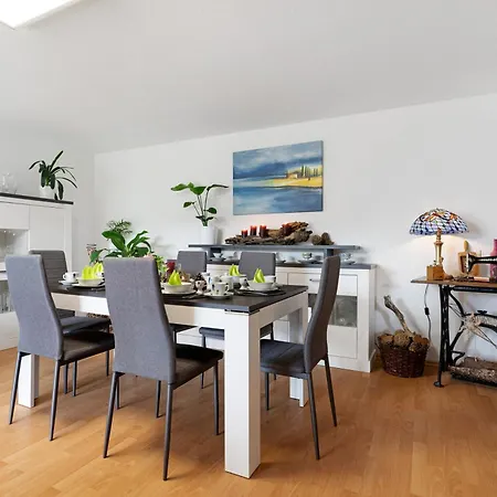 Seelenbaumler 아파트 *